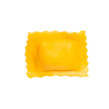 Carica l&#39;immagine nel visualizzatore di Gallery, Agnolotti mortadella e prosciutto cotto
